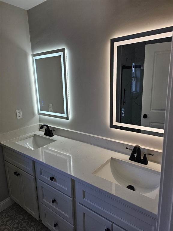 12 Benham Street Worcester, MA 01604 - Photo 3 of 10