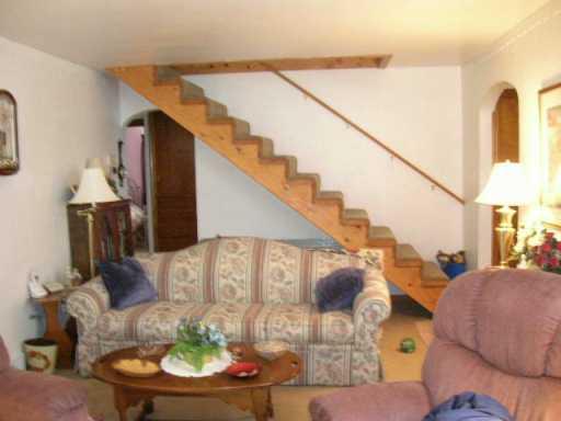 725 Cascade Road Forest Hills, PA 15221 - Photo 3 of 7 Gallery Image 3