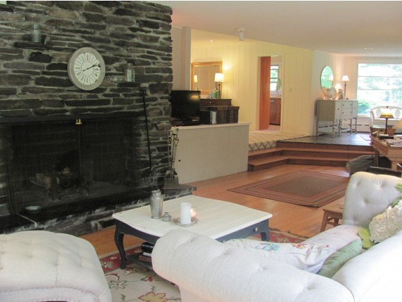 3065 Manchester West Road Manchester Center, VT 05255 - Photo 10 of 21 Gallery Image 10
