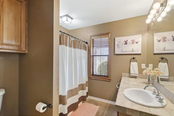 $2,500,000 | 30875 North Us Highway, Lipan, TX 76462