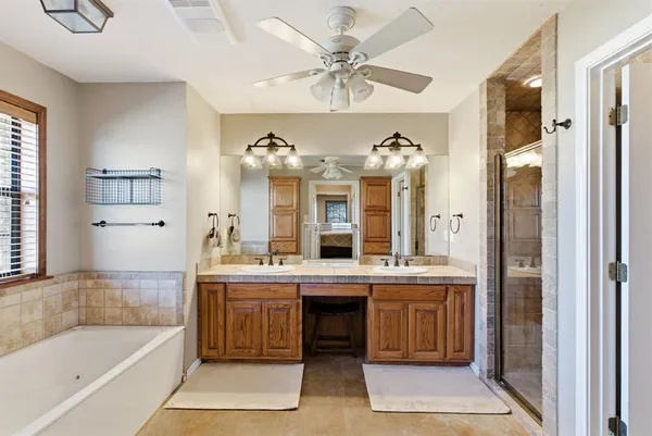 $2,500,000 | 30875 North Us Highway, Lipan, TX 76462