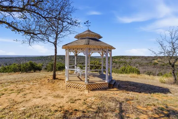 $2,500,000 | 30875 North Us Highway, Lipan, TX 76462