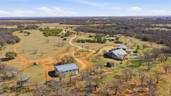 $2,500,000 | 30875 North Us Highway, Lipan, TX 76462