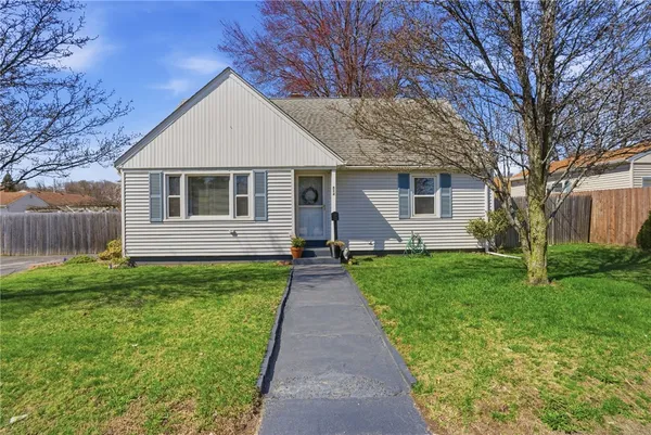 $440,000 | 514 Killingly Street, Johnston, RI 02919