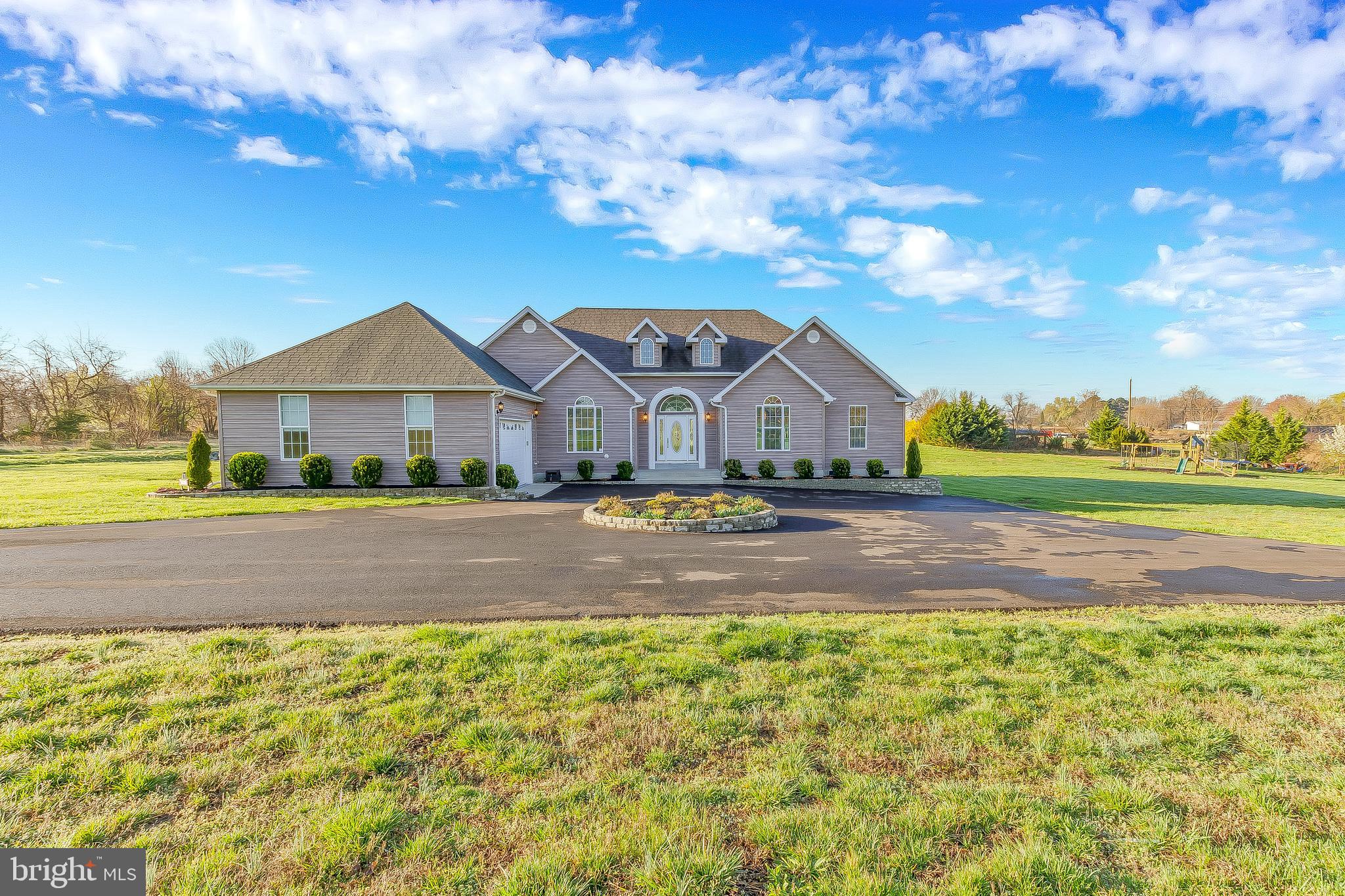 5902 Bonnie June Road Tracys Landing, MD 20779 - Photo 9 of 48 Gallery Image 9