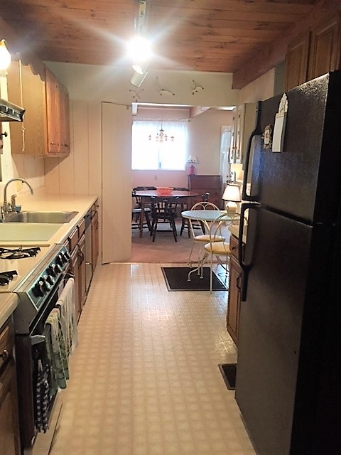 56 Autumn Road Hillsborough, NH 03244 - Photo 3 of 18