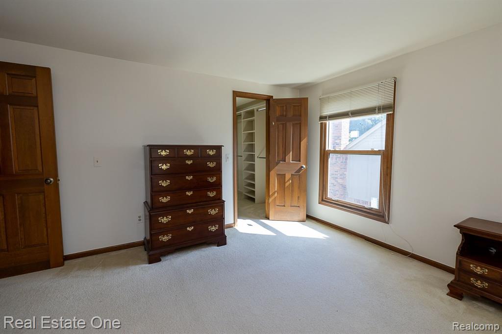 3193 Salem Drive Rochester Hills, MI 48306 - Photo 37 of 47