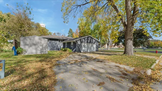 $400,000 | 900 13th Avenue Southwest, Willmar, MN 56201