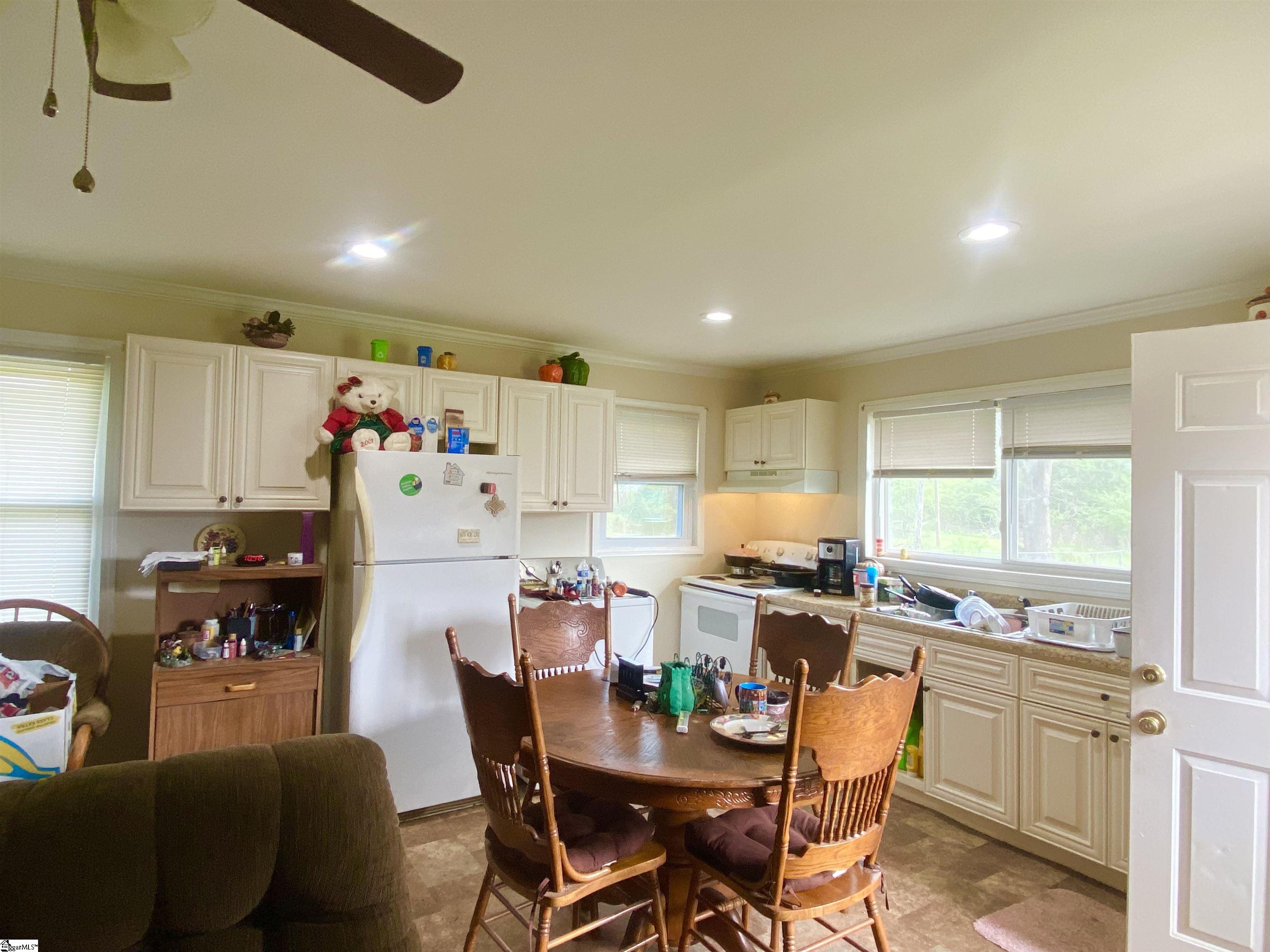 1545 Blakely Road Waterloo, SC 29384 - Photo 8 of 23