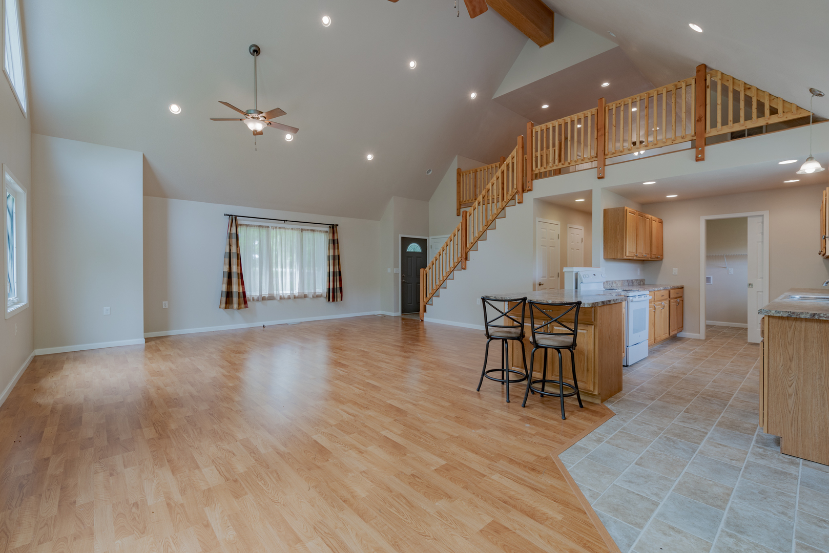 15682 King Road Danvers, IL 61732 - Photo 2 of 31
