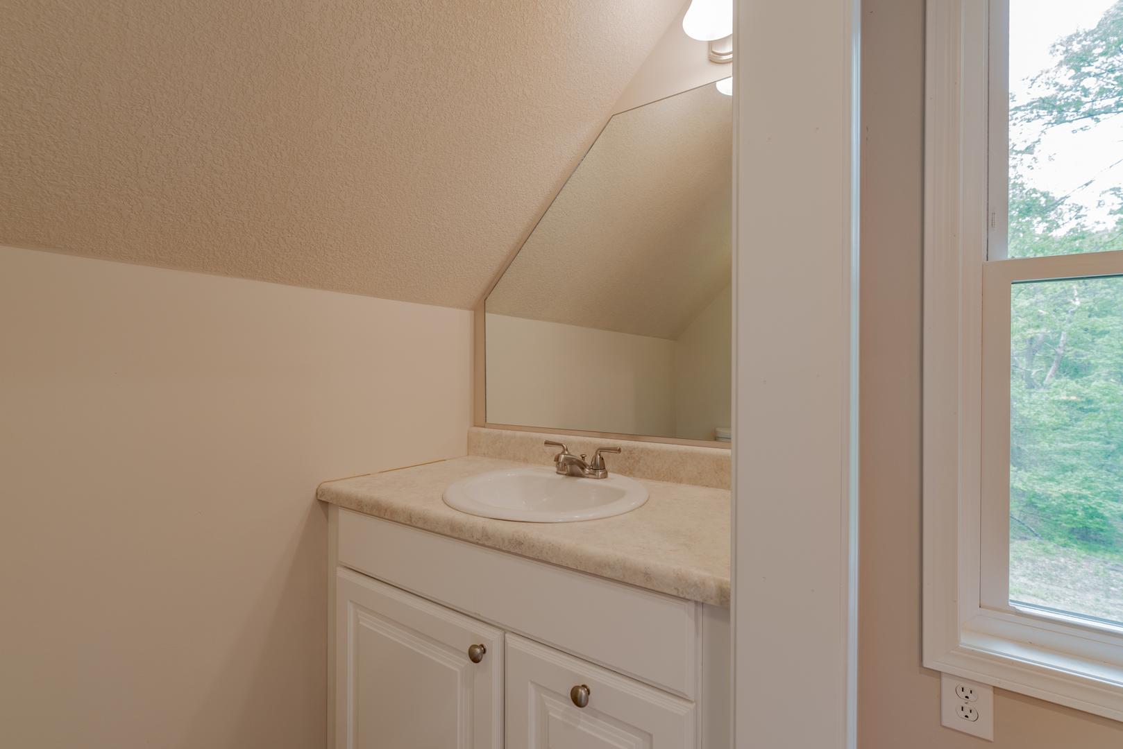 15682 King Road Danvers, IL 61732 - Photo 14 of 31