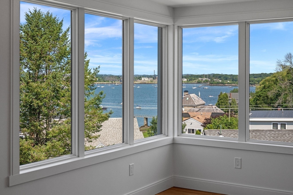 12 Johns Road Marblehead, MA 01945 - Photo 8 of 41 Gallery Image 8