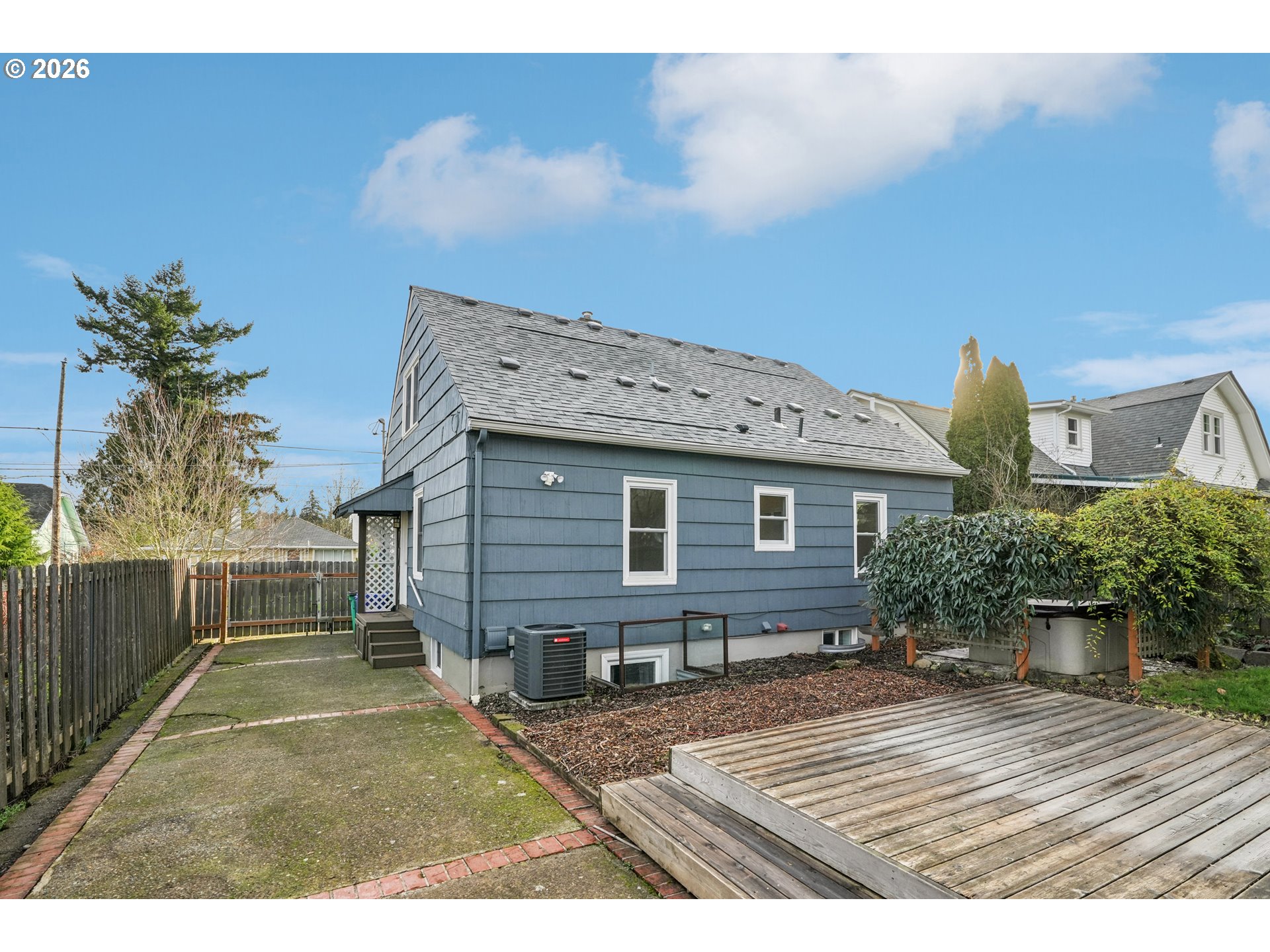 3825 Northeast 75th Avenue Portland, OR 97213 - Photo 36 of 40