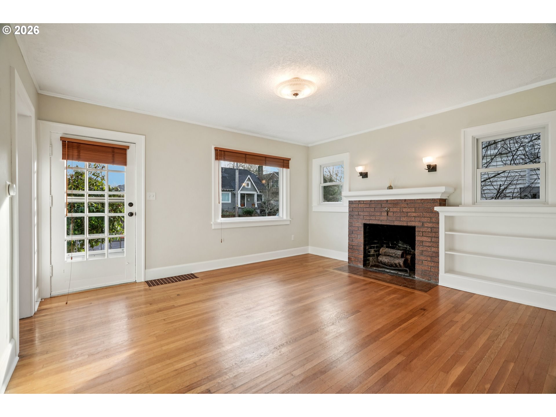 3825 Northeast 75th Avenue Portland, OR 97213 - Photo 4 of 40