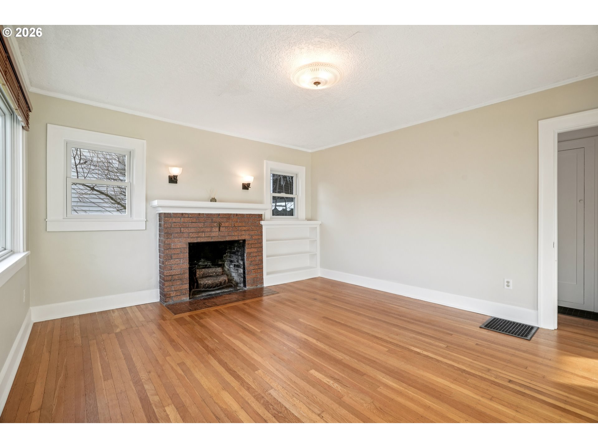 3825 Northeast 75th Avenue Portland, OR 97213 - Photo 5 of 40