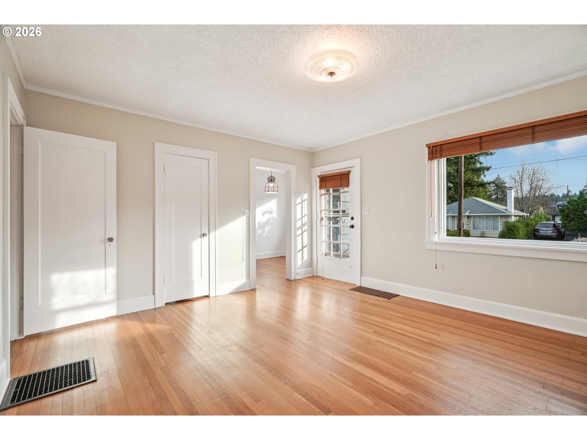 3825 Northeast 75th Avenue Portland, OR 97213 - Photo 6 of 40