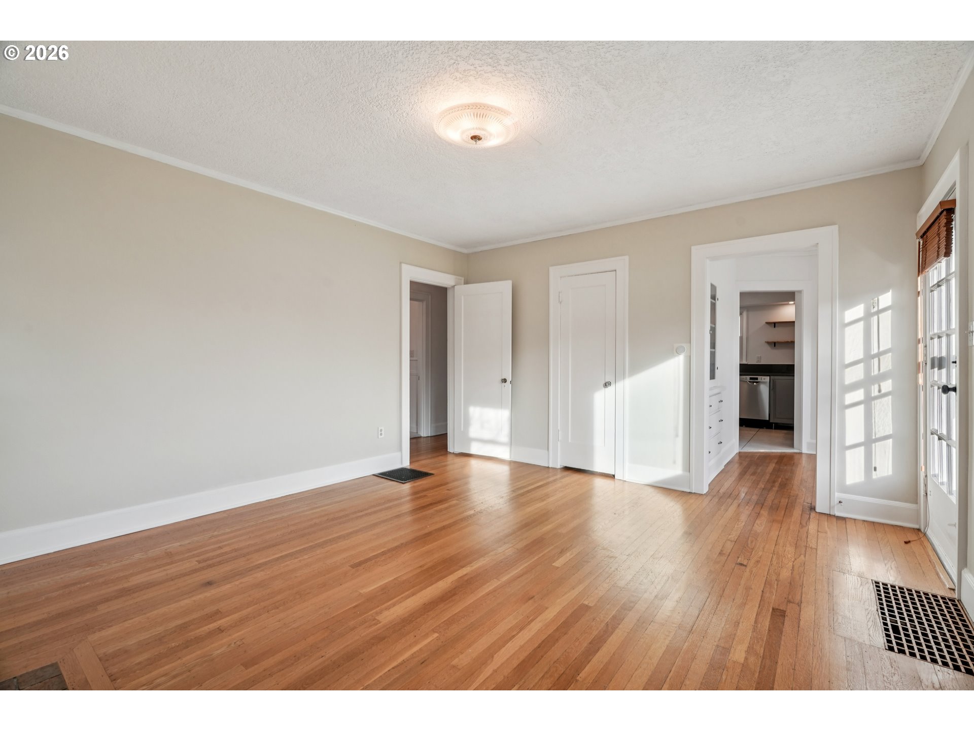 3825 Northeast 75th Avenue Portland, OR 97213 - Photo 7 of 40