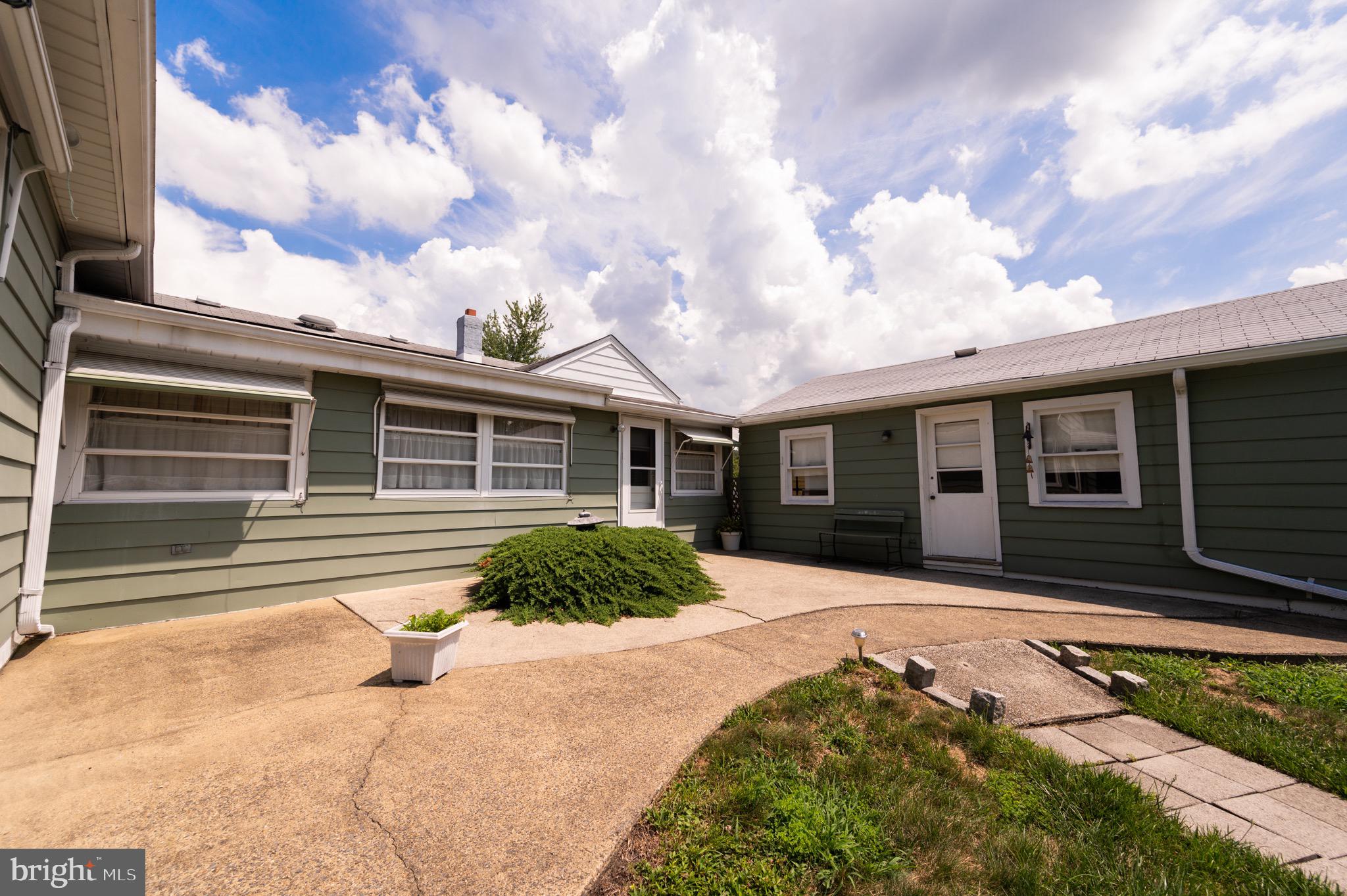 8 Warwick Road Stratford, NJ 08084 - Photo 29 of 34