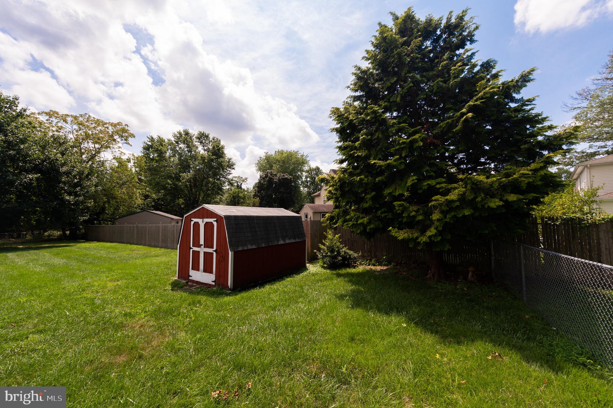 8 Warwick Road Stratford, NJ 08084 - Photo 30 of 34