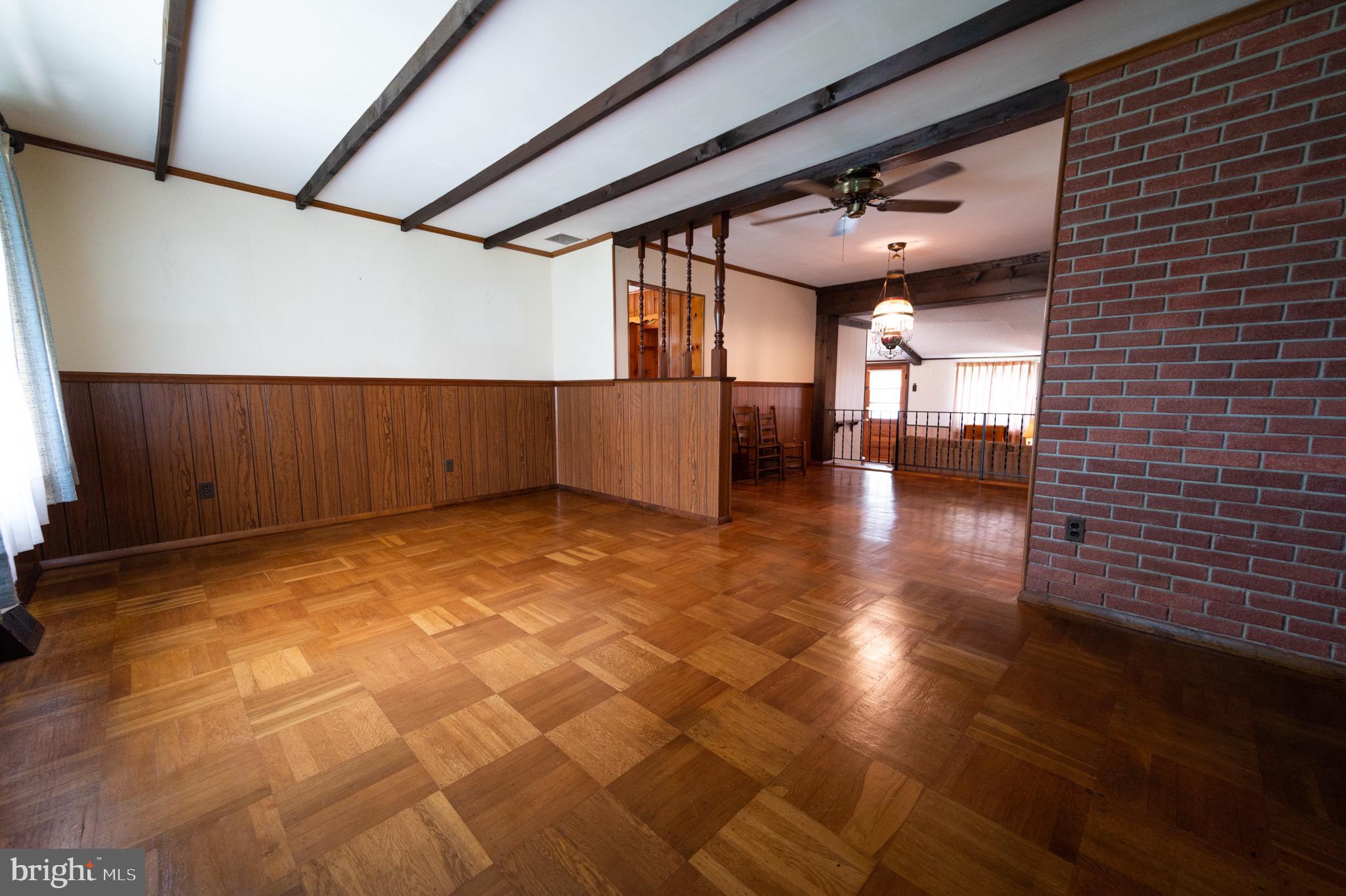 8 Warwick Road Stratford, NJ 08084 - Photo 5 of 34