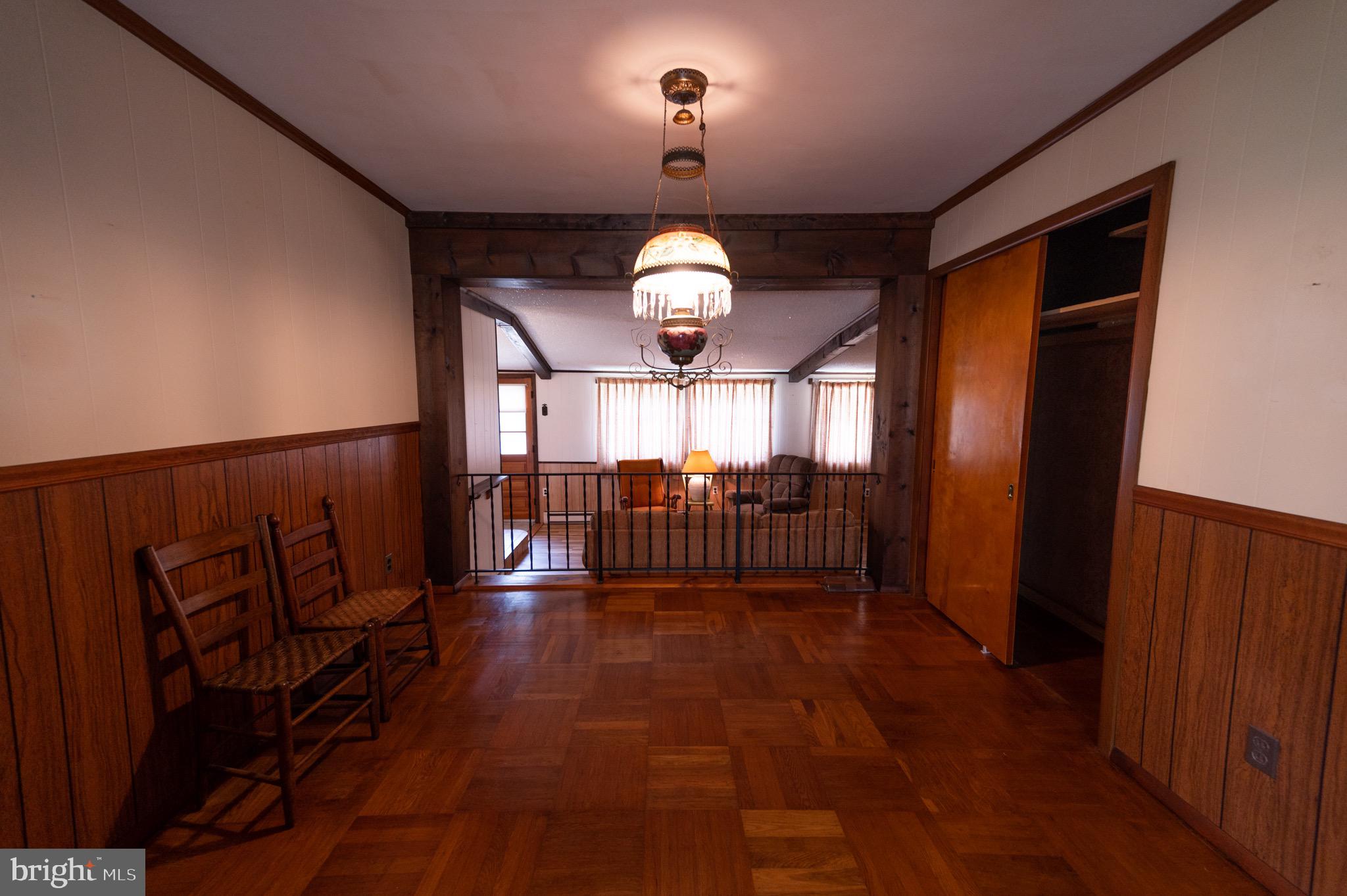 8 Warwick Road Stratford, NJ 08084 - Photo 7 of 34