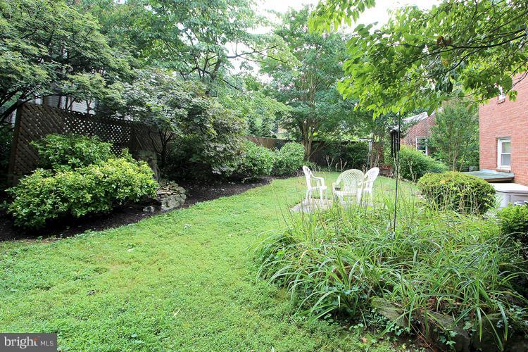 3 Lauer Terrace Silver Spring, MD 20901 - Photo 24 of 26 Exterior (Rear)