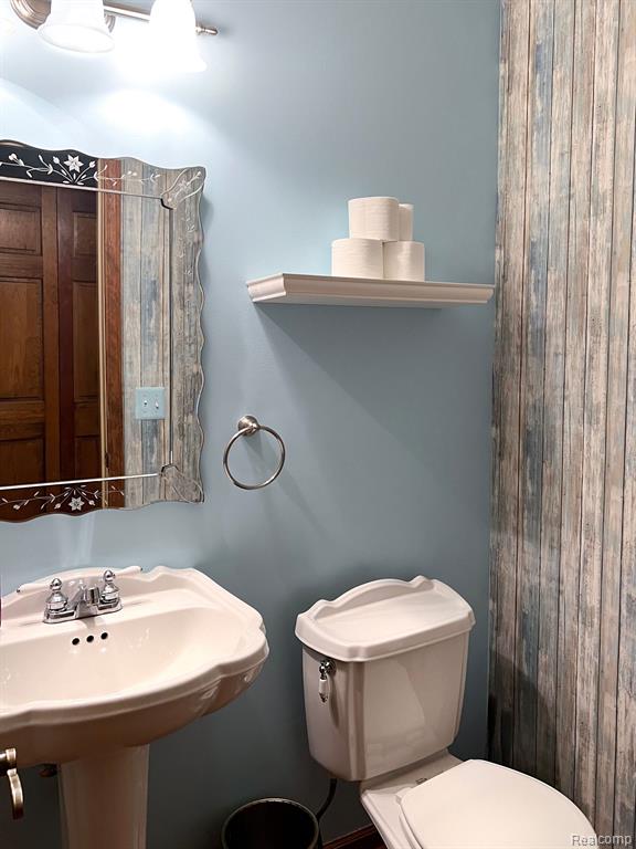 1198 Knightsbridge Road Canton, MI 48187 - Photo 10 of 24 Gallery Image 10