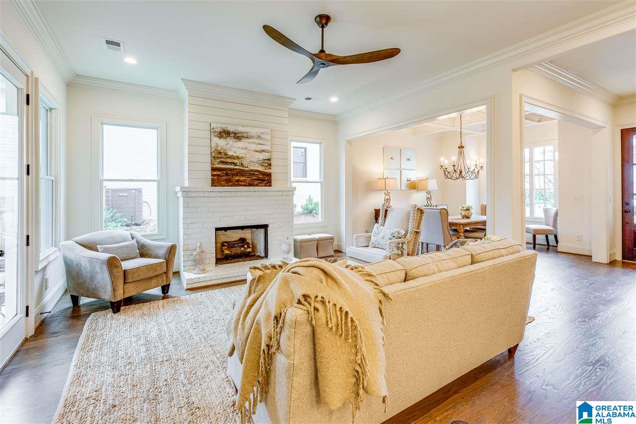 805 Carr Avenue Birmingham, AL 35209 - Photo 11 of 29
