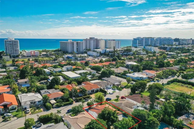 an aerial view of multiple house