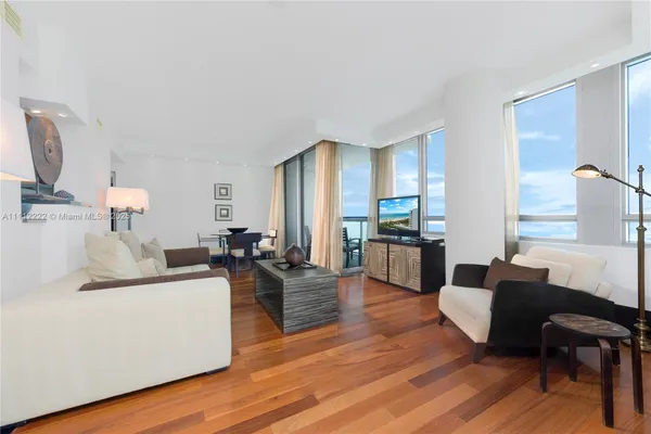 $13,250 | 101 20th Street, Unit 2402, Miami Beach, FL 33139
