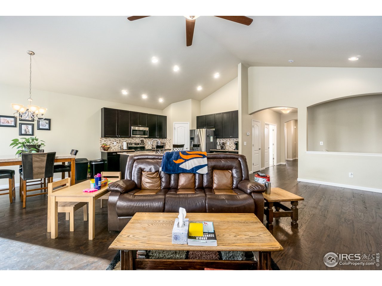 7202 McClellan Road Wellington, CO 80549 - Photo 6 of 35 Living Room
