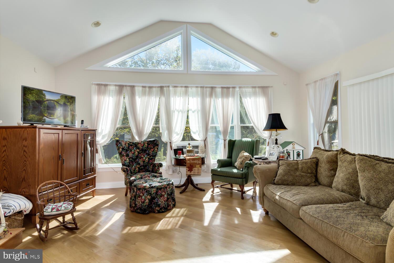 7537 Quaker Neck Road Chestertown, MD 21620 - Photo 11 of 42 Comfy, nice space, but still cozy