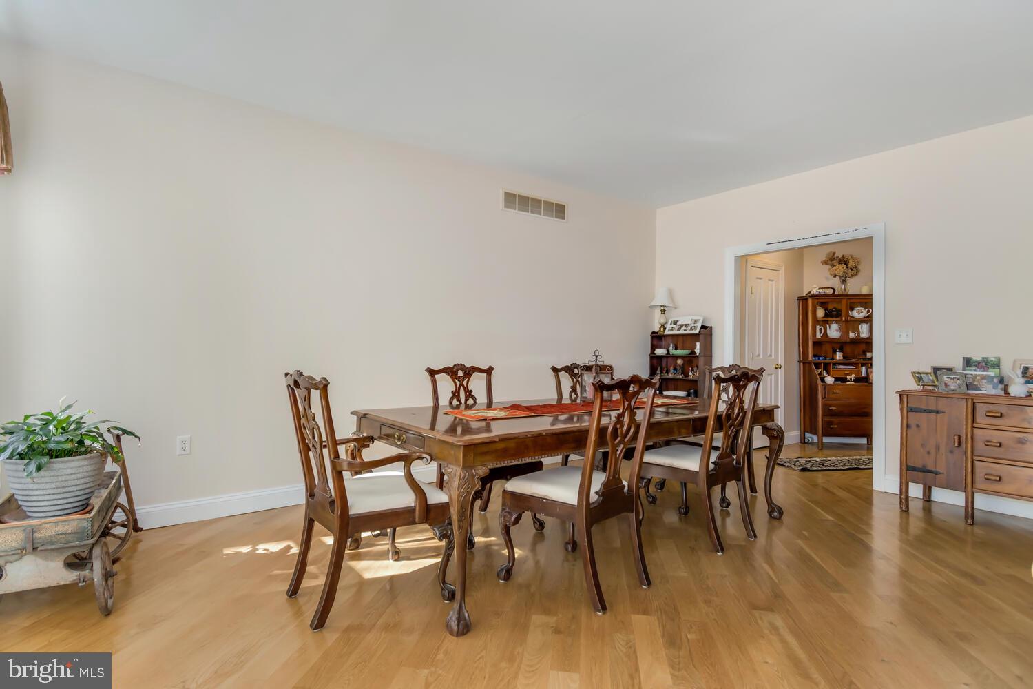 7537 Quaker Neck Road Chestertown, MD 21620 - Photo 10 of 42 Another view of the dining room