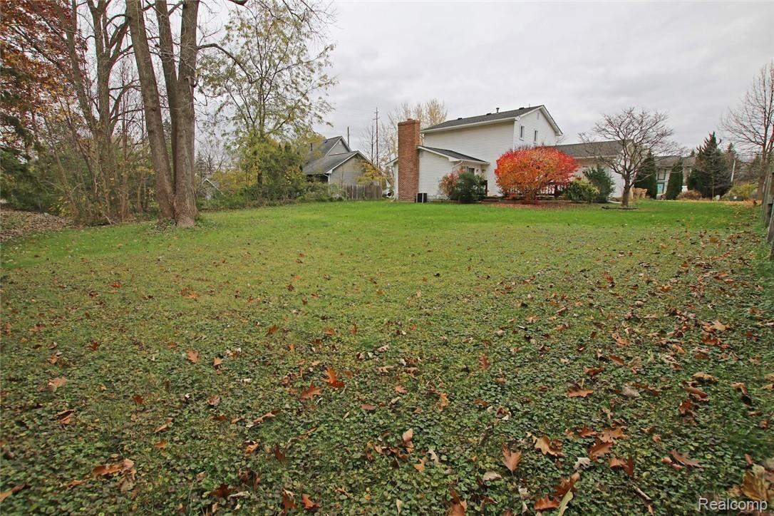 5583 Copley Square Road Grand Blanc, MI 48439 - Photo 42 of 45 42.jpg