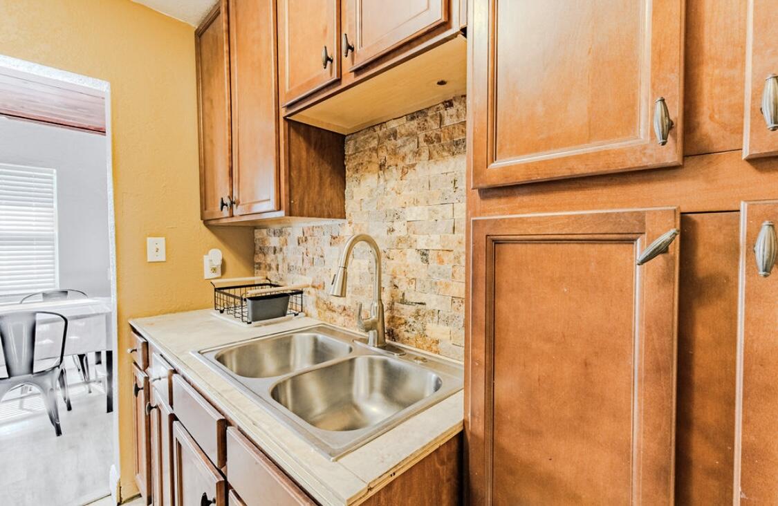 112 West 34th Street, Unit 1 2 Riviera Beach, FL 33404 - Photo 11 of 42 Kitchen - Unit 1