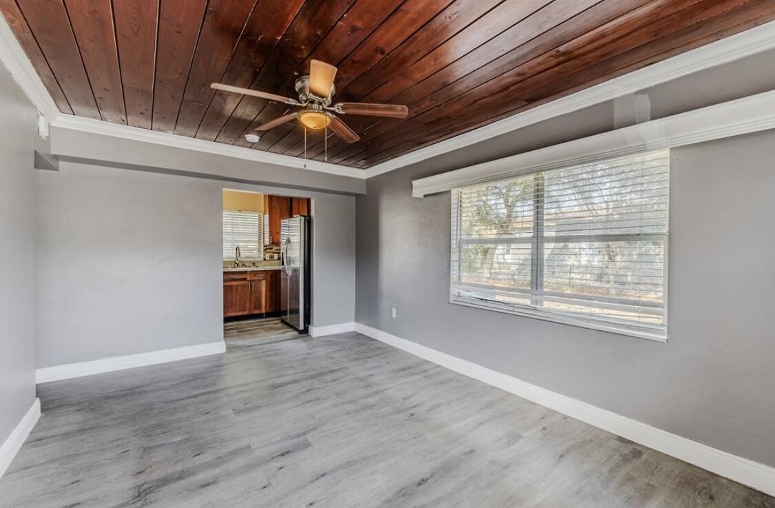112 West 34th Street, Unit 1 2 Riviera Beach, FL 33404 - Photo 23 of 42 Living room - Unit 2
