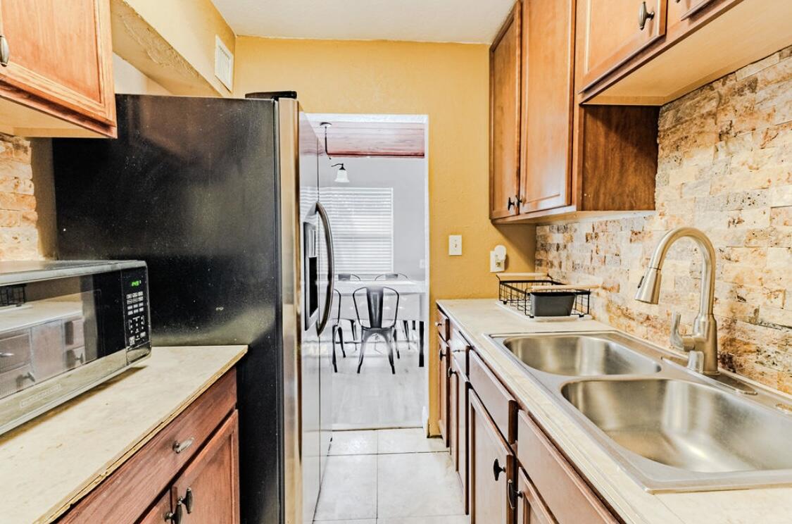 112 West 34th Street, Unit 1 2 Riviera Beach, FL 33404 - Photo 8 of 42 Kitchen - Unit 1