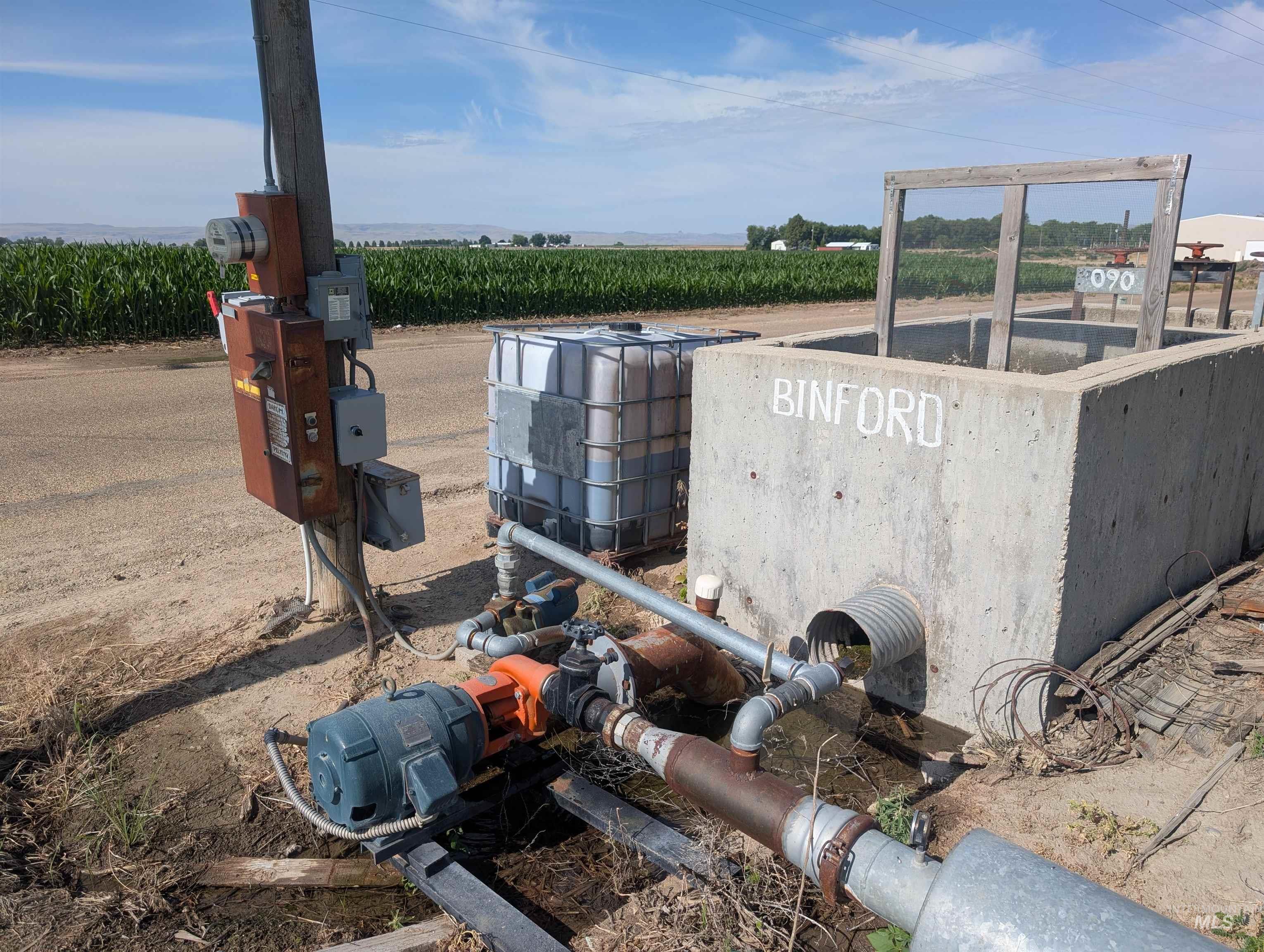 0 Lower Pleasant Ridge Road Wilder, ID 83676 - Photo 5 of 7 Exterior view of farmland and electric meter
