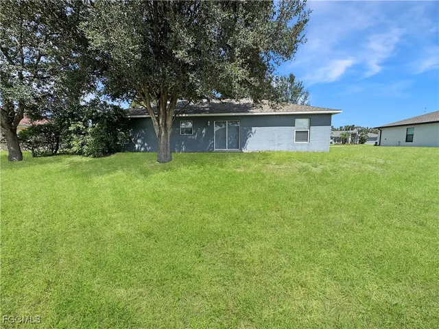 $1,799 | 210 Manatee Street, Fort Myers, FL 33913