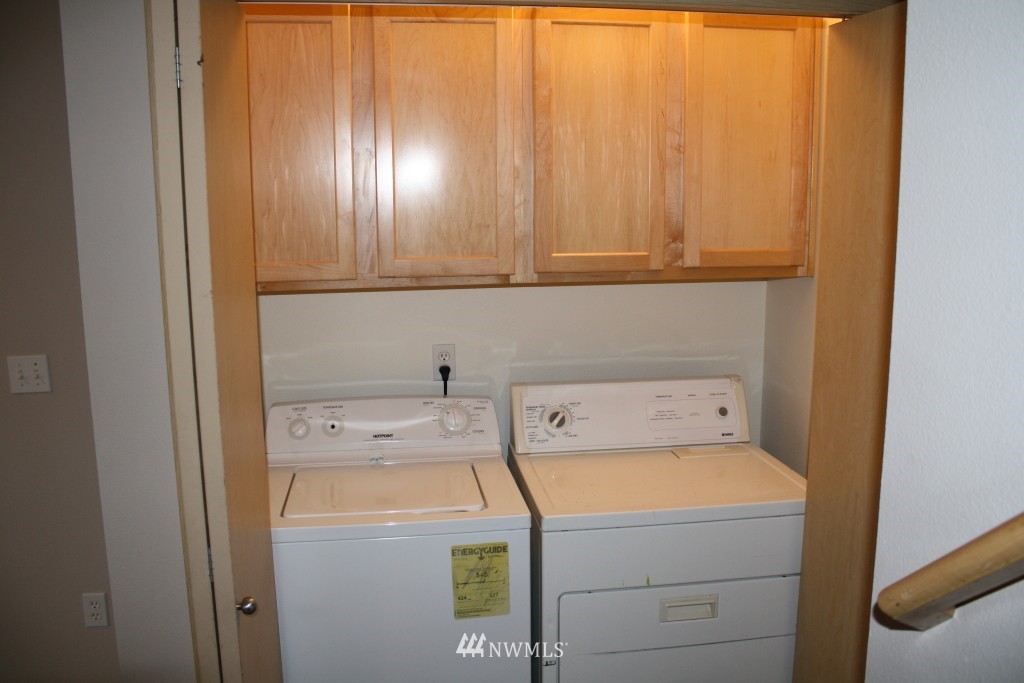 18469 114th Avenue Southeast Renton, WA 98055 - Photo 11 of 12