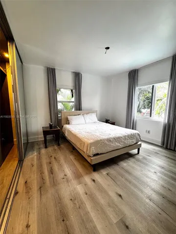 $20,000 | 3470 Sheridan Avenue, Miami Beach, FL 33140