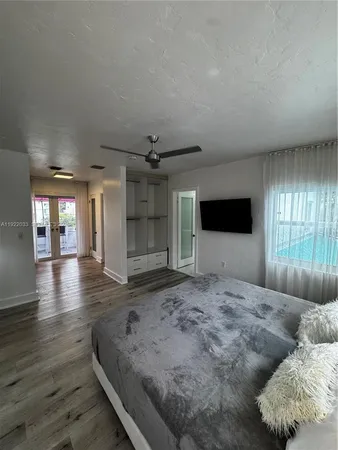 $14,000 | 3470 Sheridan Avenue, Miami Beach, FL 33140