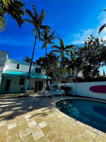 $20,000 | 3470 Sheridan Avenue, Miami Beach, FL 33140