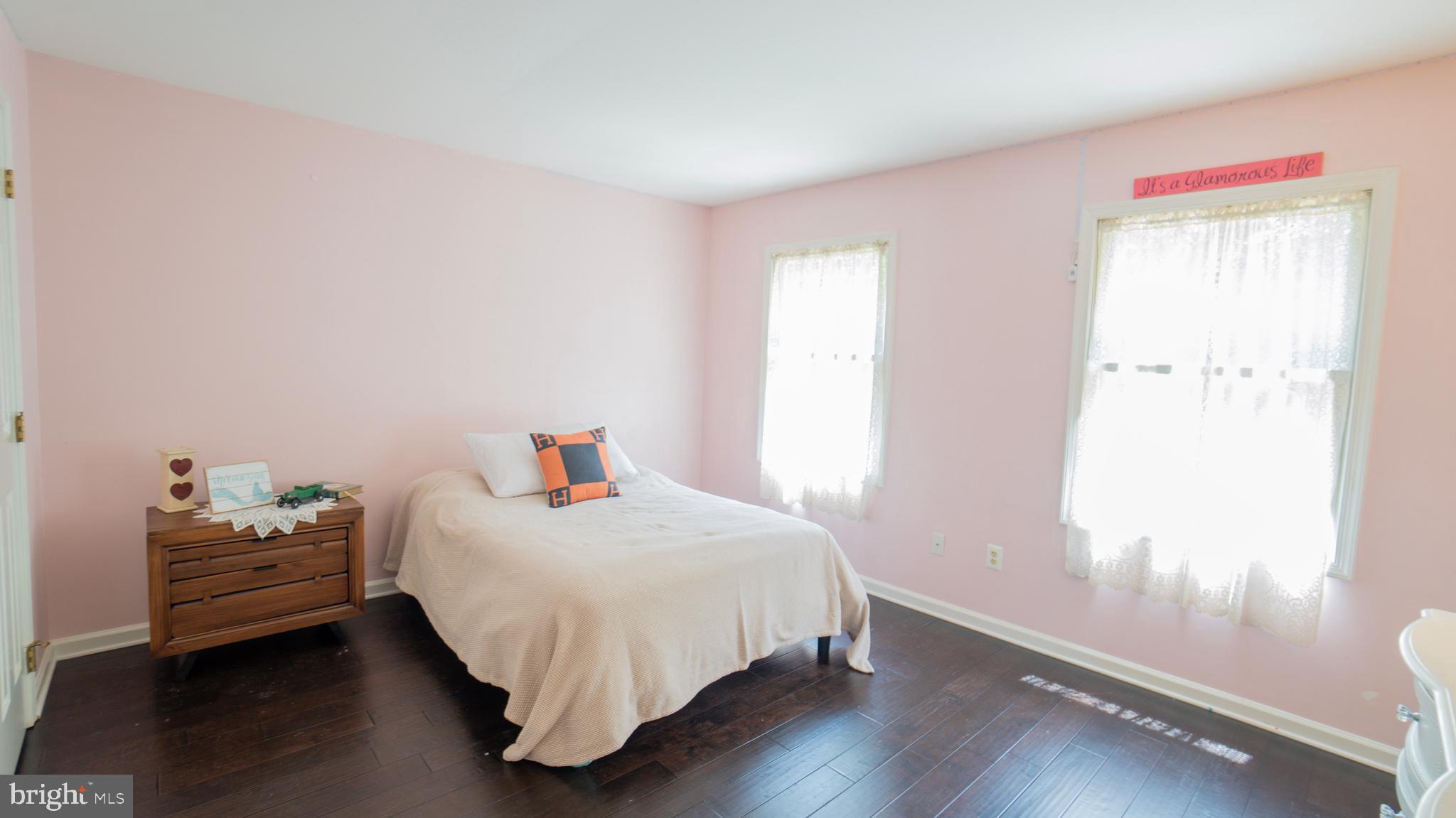 1042 Country Club Road Camp Hill, PA 17011 - Photo 28 of 41 a bedroom with a bed and a window