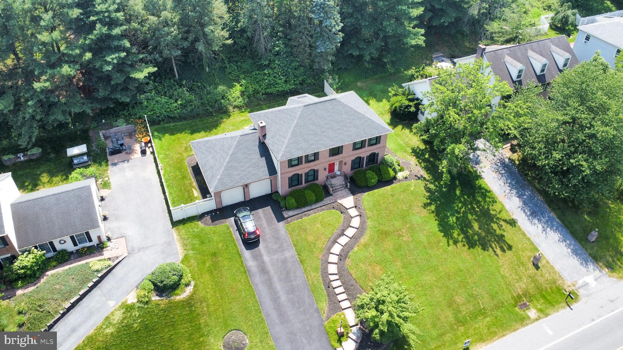 1042 Country Club Road Camp Hill, PA 17011 - Photo 40 of 41 an aerial view of a swimming pool