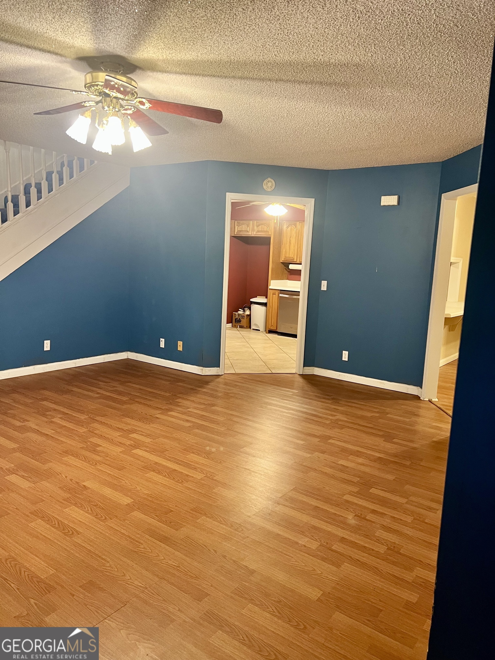 238 Wilson Woodard Road Eastman, GA 31023 - Photo 34 of 107 Living Room