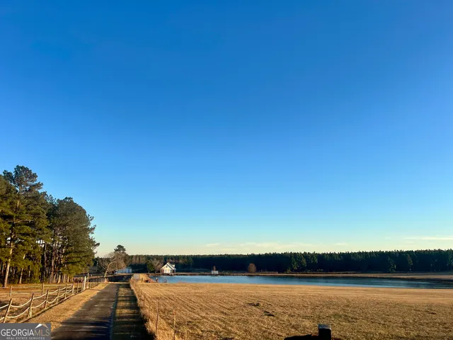 $525,000 | 238 Wilson Woodard Road, Eastman, GA 31023