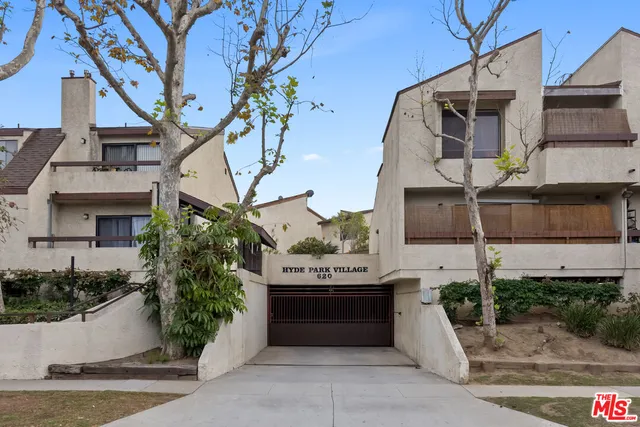 $499,000 | 620 West Hyde Park Boulevard, Unit 313, Inglewood, CA 90302