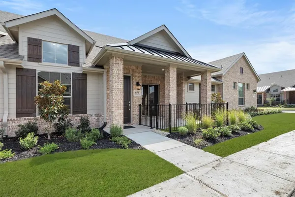 $355,900 | 650 Oakridge Drive, Wylie, TX 75098