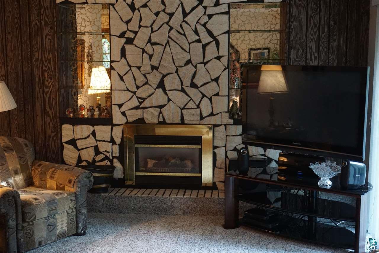 6151 Lakewood Road Duluth, MN 55804 - Photo 11 of 24 Gas Fireplace